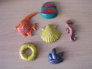 ARTESANIA CERAMICA IMANES SUJETAPAPELES VARIADOS 4X4 REF. 2301 (PAQUETE 6 PZ) - MOL